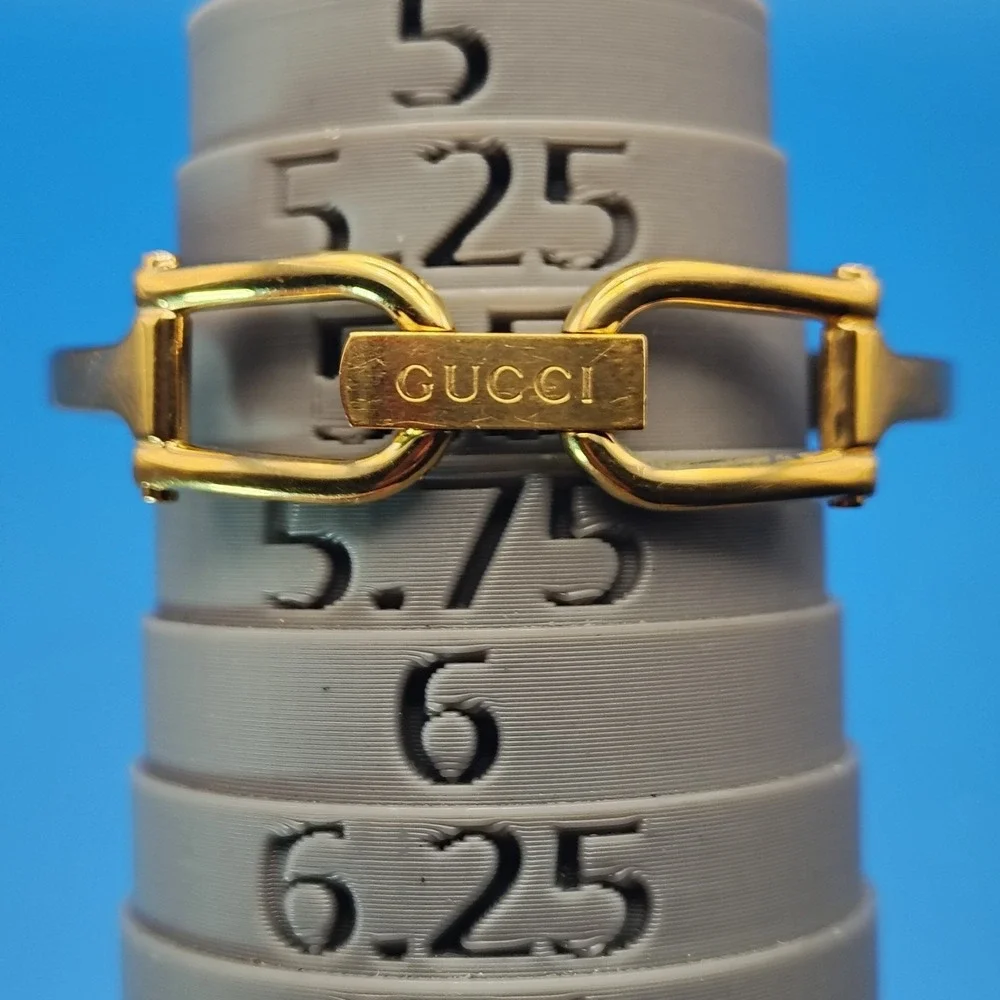 Authentic Gucci 1500L Vintage 1992 Swiss Made Tank Women's‎ Quartz Bangle Watch - Picture 8 of 9